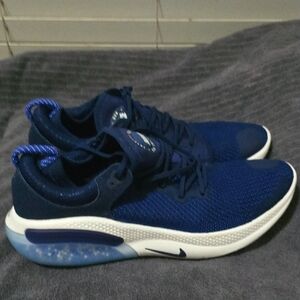 Nike Men's Deep Blue Athletic Sneakers